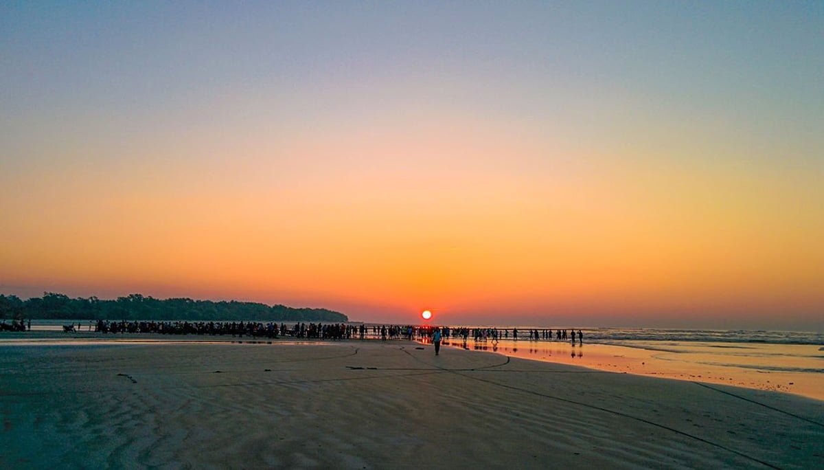 Sunrise-in-Kuakata